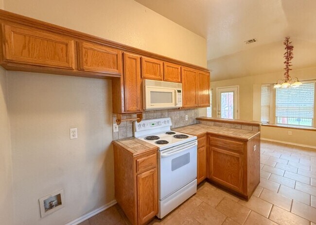 Building Photo - 17553 Gold Dr