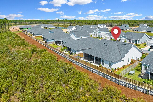 Building Photo - 197 Suwanee Dr