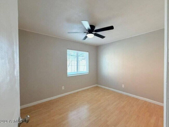 Building Photo - 3033 W Caribbean Ln