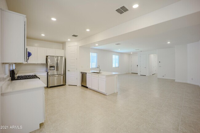 Building Photo - 16556 W Alameda Rd