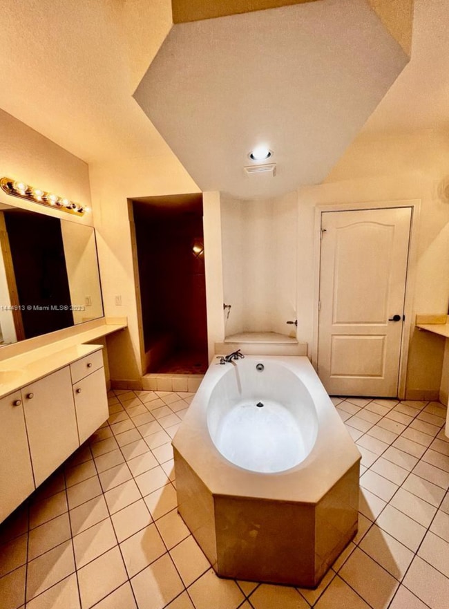 Building Photo - 10700 NW 66th St