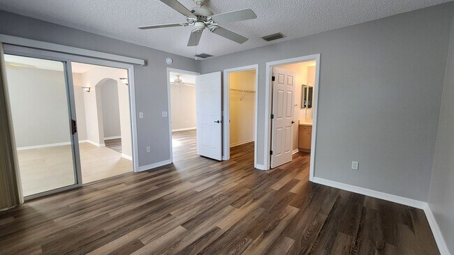 Building Photo - Village of Ashland