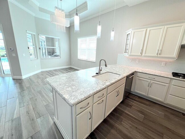 Building Photo - 15 Sandpiper Ln