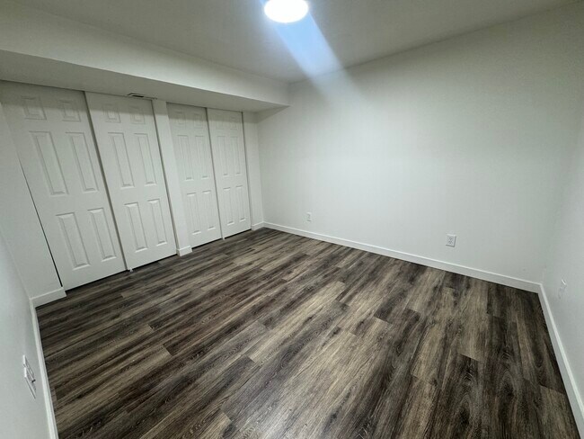 Building Photo - 459 N 400 E