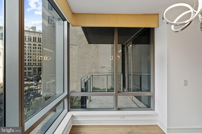 Building Photo - 1414 S Penn Square