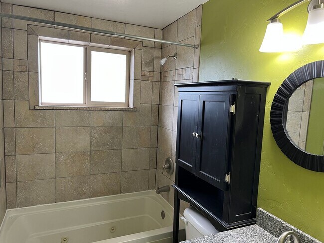 Building Photo - Amazing price amazing location 3+ bedroom house available 9/26