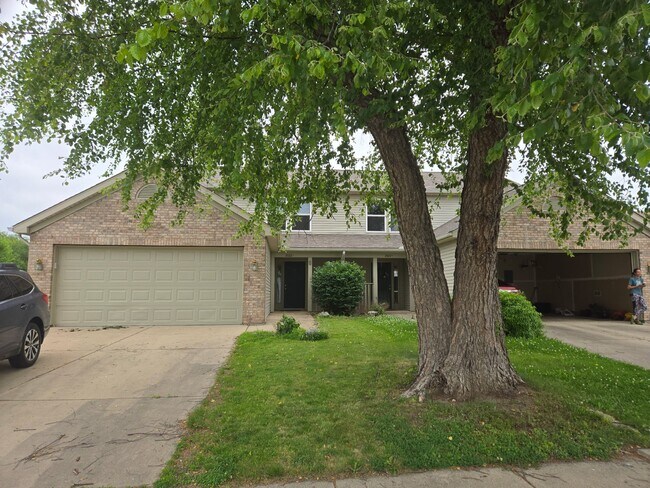 Building Photo - 2022 Bridgewater Cir