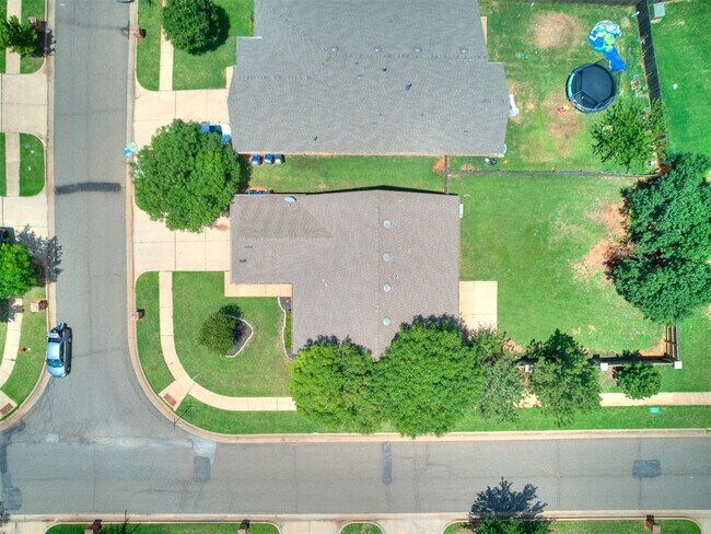 Building Photo - 18100 Calle Way