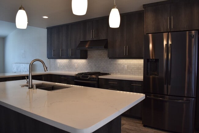 Building Photo - Beautiful 3 bedroom 2 bath Santee Home!
