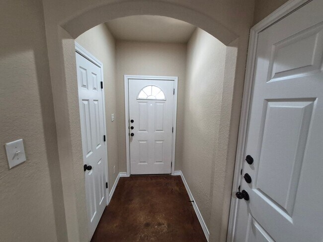 Building Photo - 6304 Attucks Ln