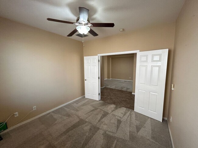 Building Photo - 4269 N 157th Ave