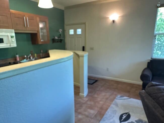 Building Photo - 1919 4th St