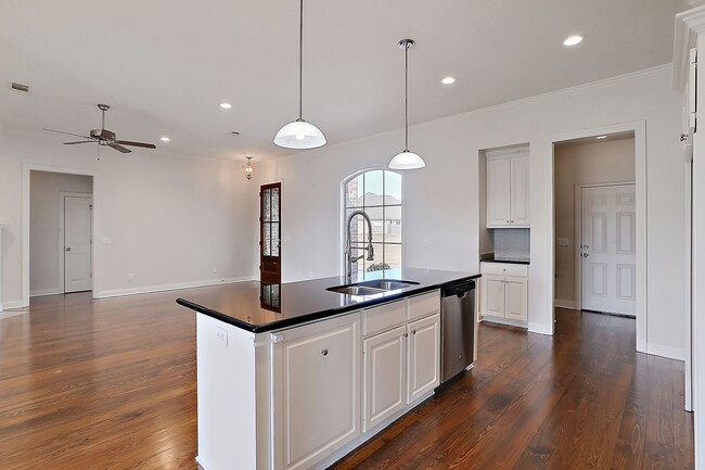 Building Photo - 3 Bed/2 Bath in Fall's Crossing- Gluckstadt!