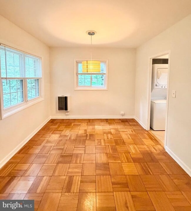 Building Photo - 3540 Martha Custis Dr