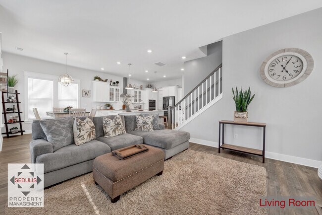 Building Photo - 1754 Sandybrook Dr