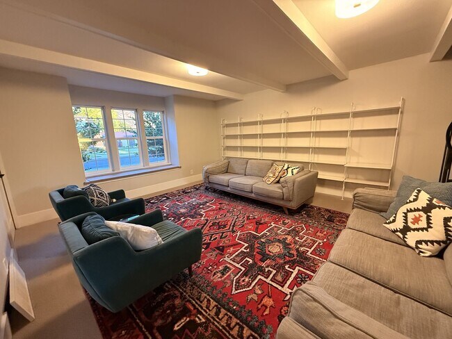 Building Photo - 4023 N Quail Ridge Dr