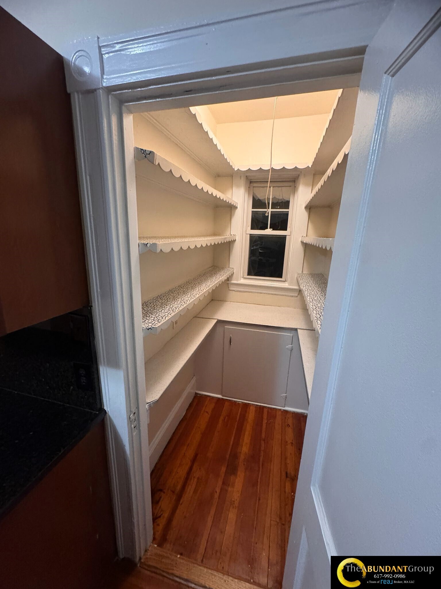 Building Photo - 11 Fairfield St