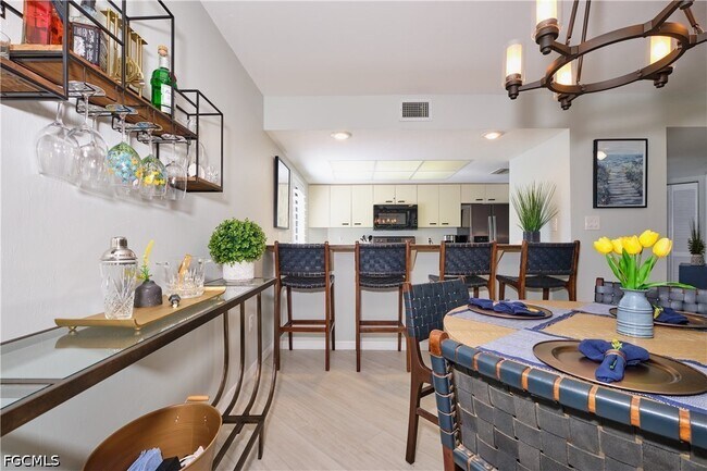 Building Photo - 15121 Bagpipe Way