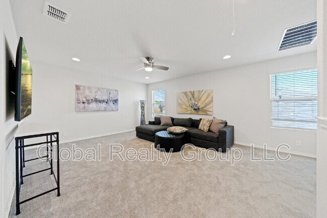 Building Photo - 6735 Shiraz Wy