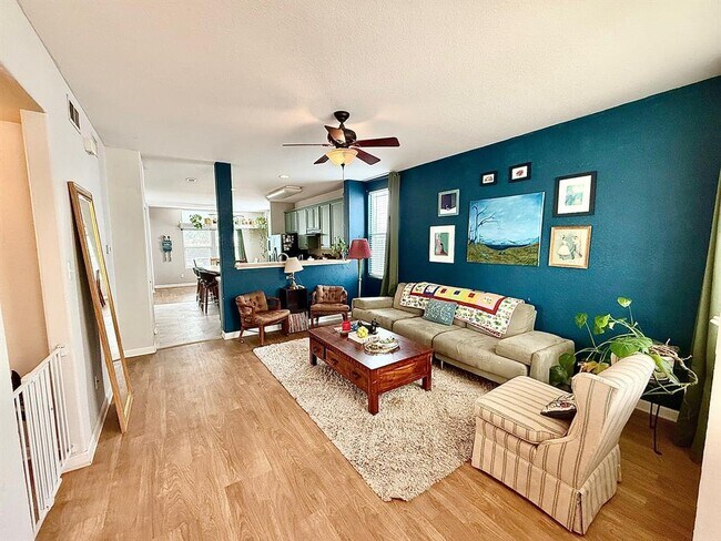 Building Photo - 506 Shadow Point