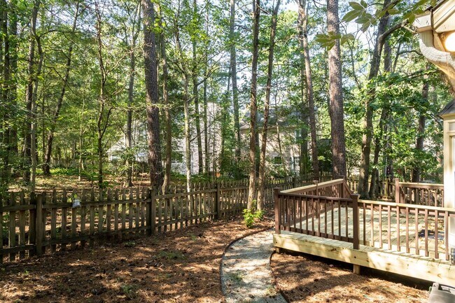 Building Photo - 7 Weathergreen Ct