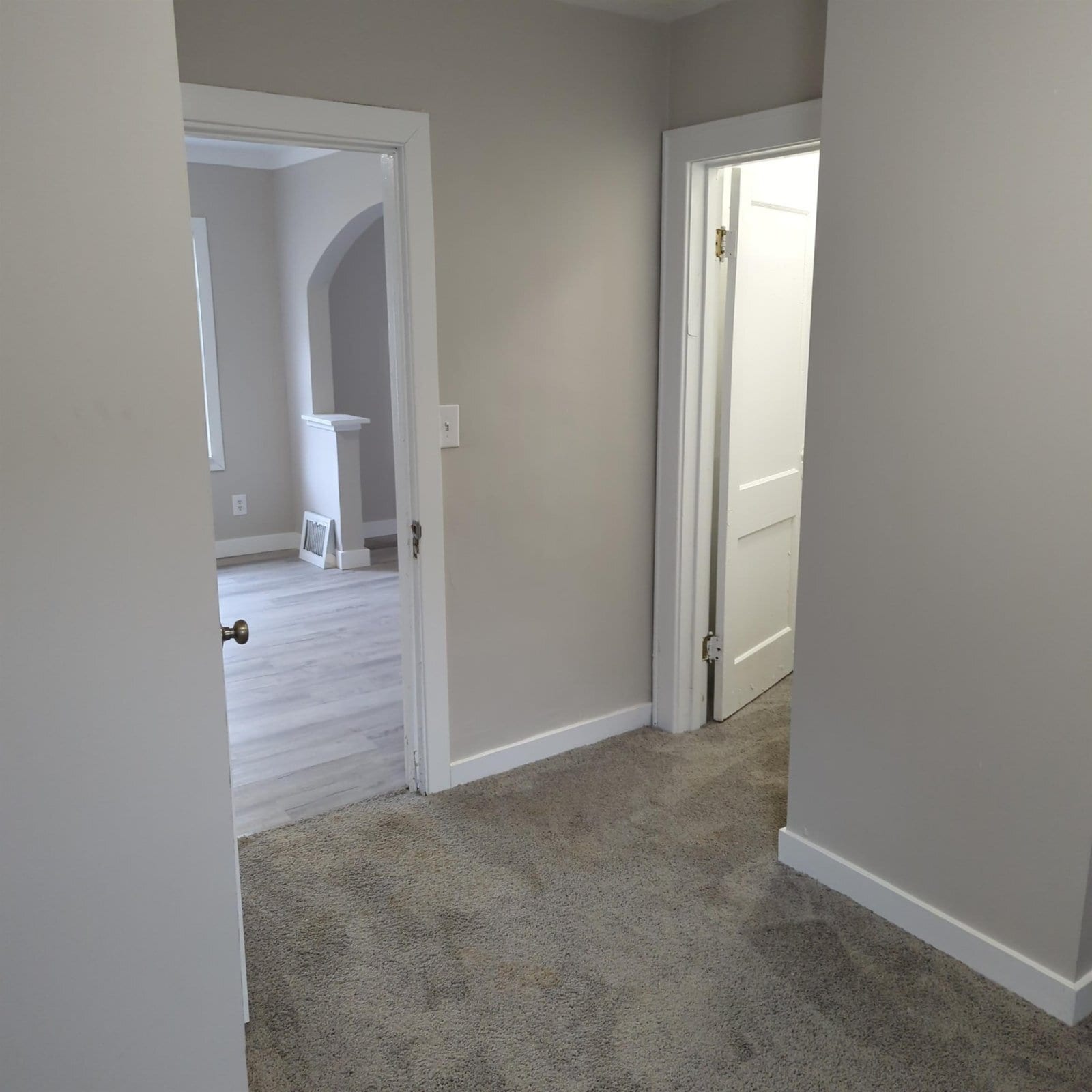 Building Photo - 220 Grandview Ave