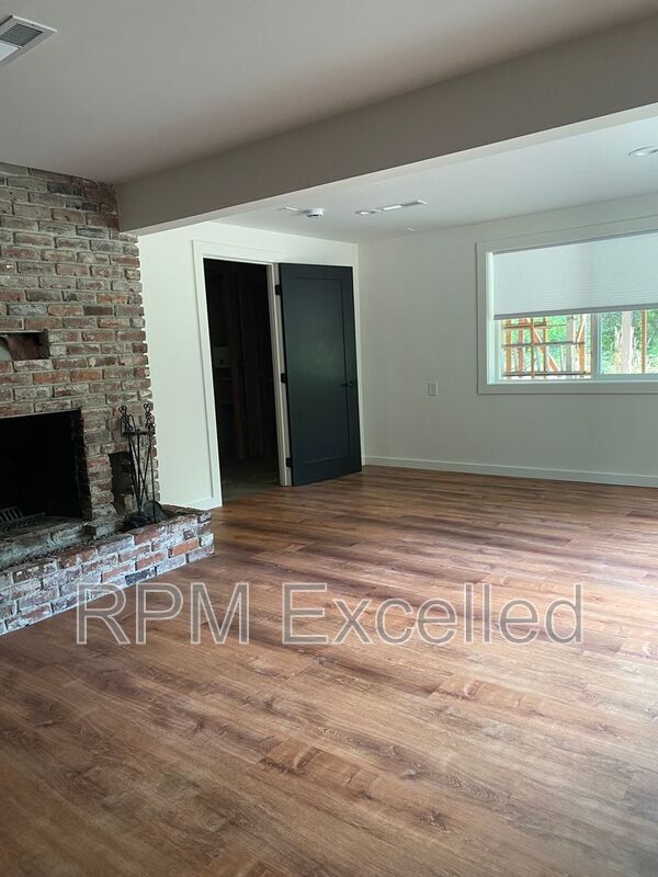 Building Photo - 3215 S 259th Pl