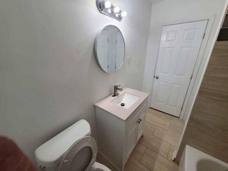 Building Photo - Room in Single Family Home on Morris Brown Dr SW