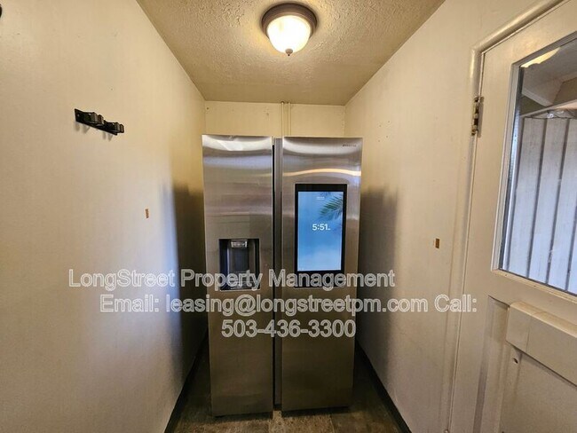 Building Photo - 622 SE 137th Ave