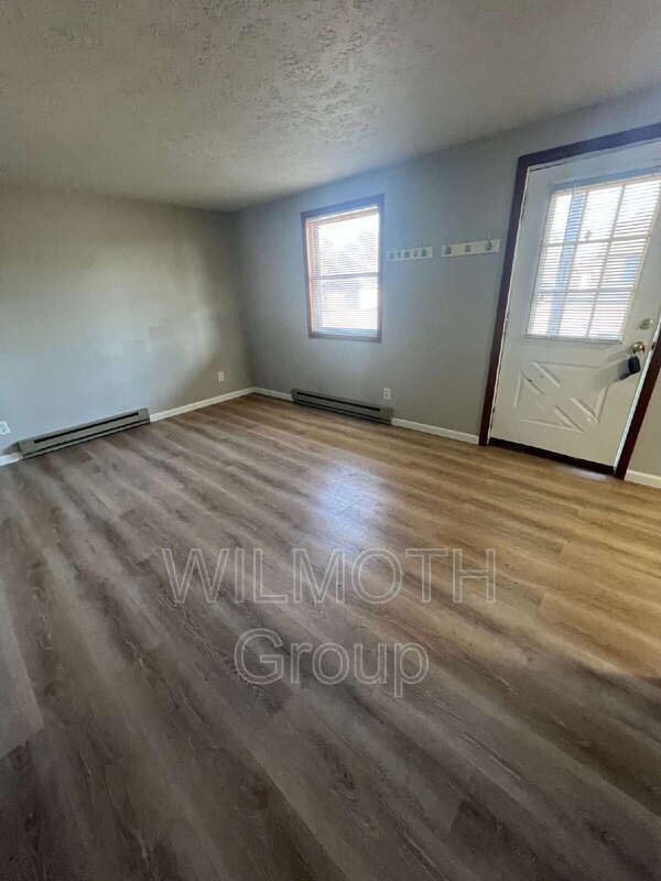 Building Photo - 1818 Michigan St