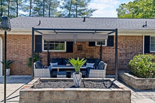 Building Photo - 75 State Rd 1441