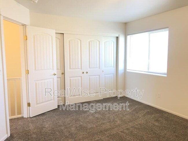 Building Photo - 2444 SW 23rd St