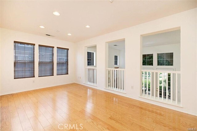 Building Photo - 34 Bonsall