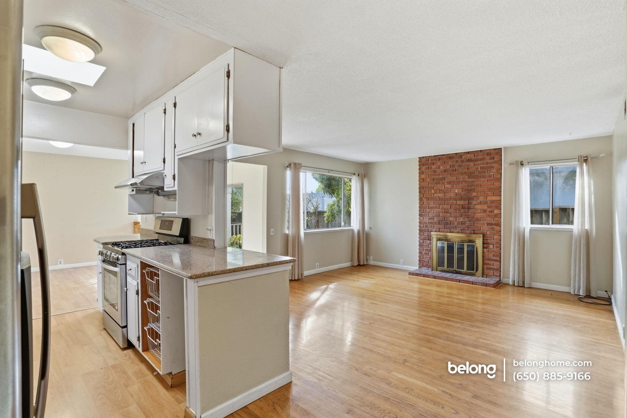 Building Photo - 1855 Forest Ct