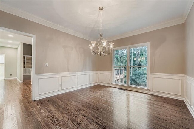 Building Photo - 5155 Courton St