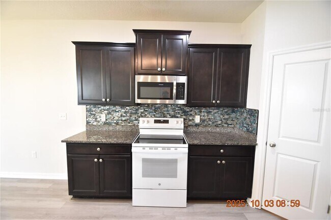 Building Photo - 5013 Boxer Stitch Ct