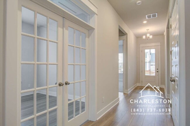 Building Photo - 412 Parish Farms Dr