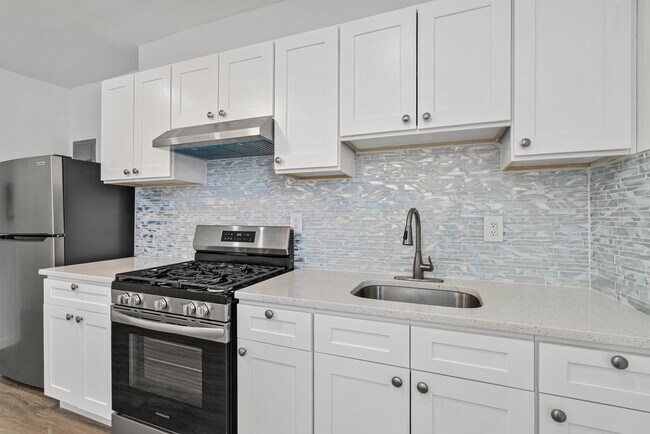 Building Photo - 149 Culver Ave