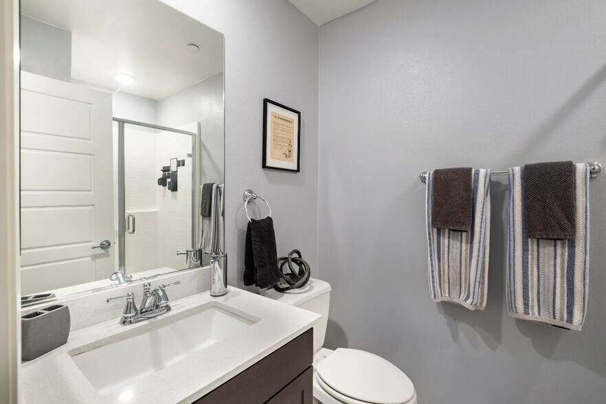 Building Photo - 5150 Calle Sandwaves