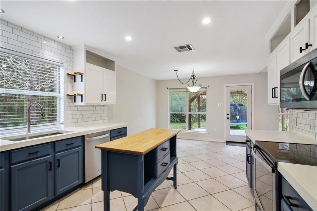 Building Photo - 5153 Clearpoint Dr