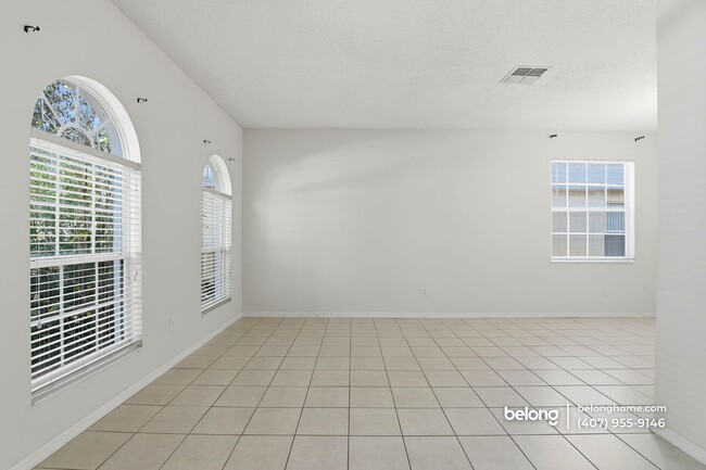 Building Photo - 1220 Cathcart Cir