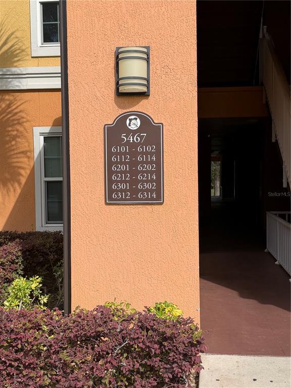 Building Photo - 5467 Vineland Rd