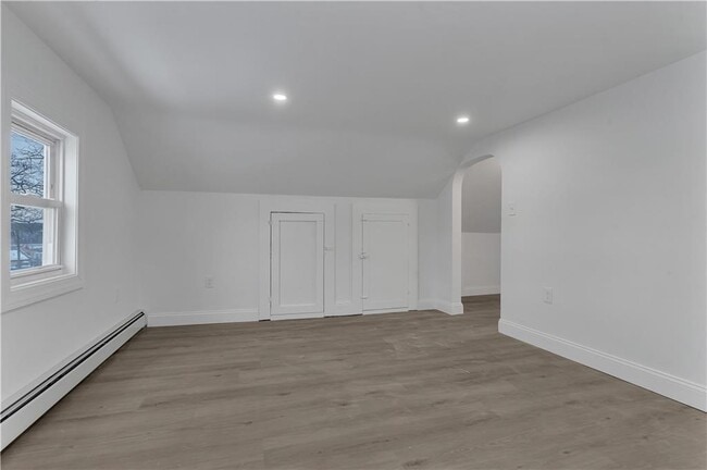 Building Photo - 115 Campbell Ave