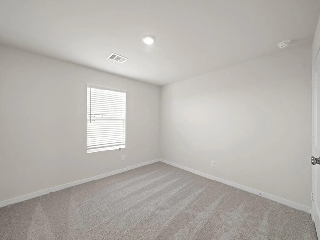 Building Photo - 17235 King Eider Rd