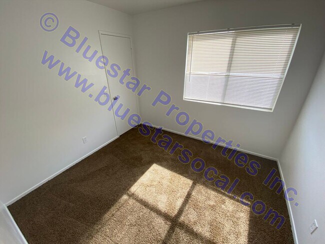 Building Photo - 15096 Roan Cir