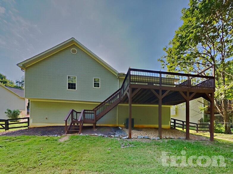 Building Photo - 216 Lauren Ln