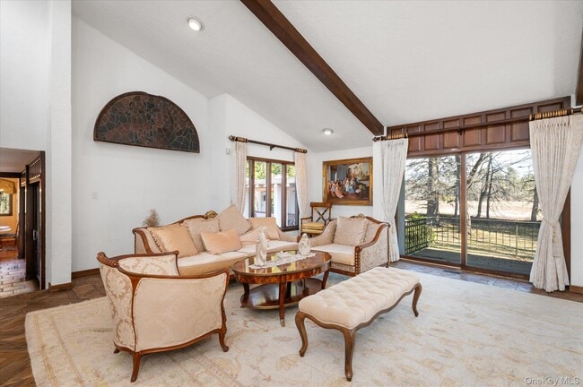 Building Photo - 8 Plaka Ct