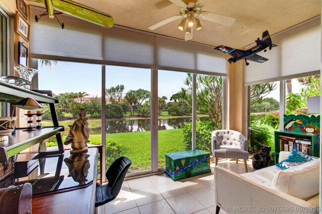 Building Photo - 12418 Crystal Pointe Dr