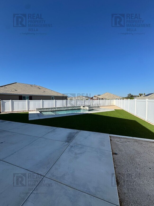 Building Photo - Gorgeous Menifee Pool Home with Downstairs...