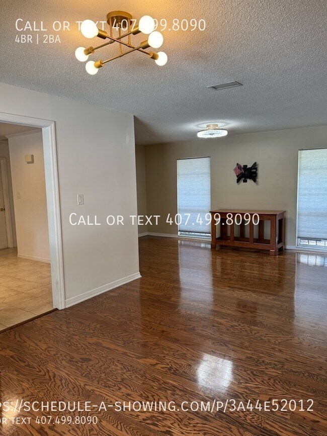 Building Photo - 3 Wooden Shoe Ln